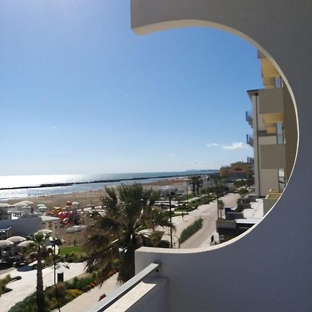Hotel Ideal 里米尼 外观 照片