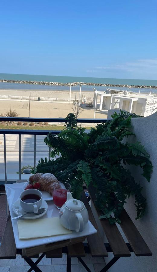 Hotel Ideal 里米尼 外观 照片