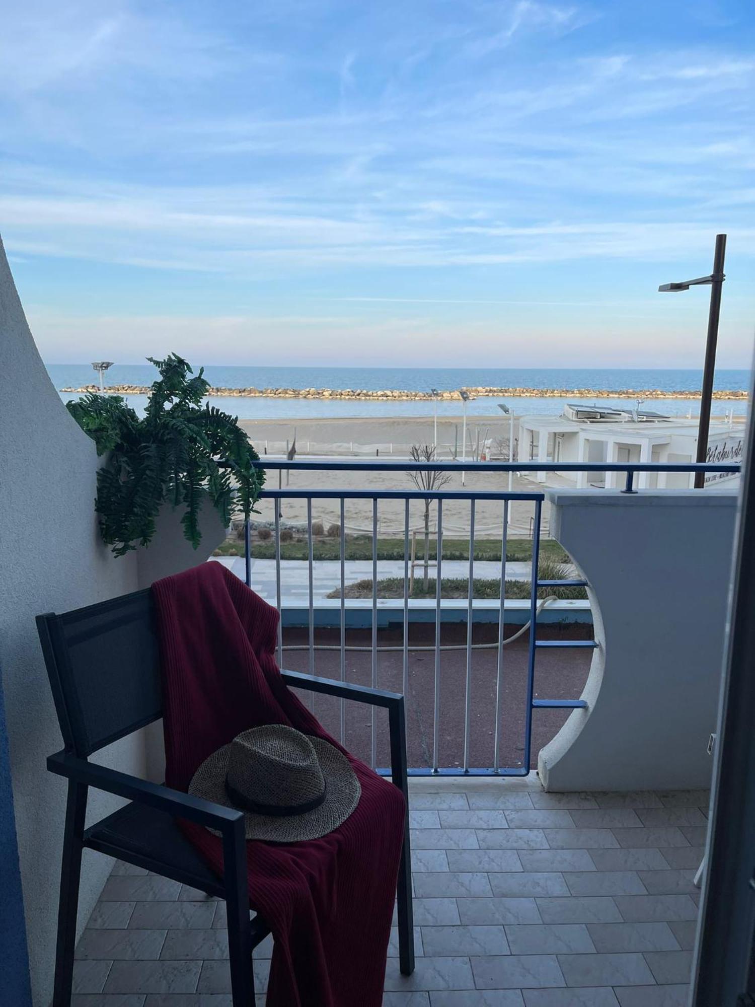 Hotel Ideal 里米尼 外观 照片
