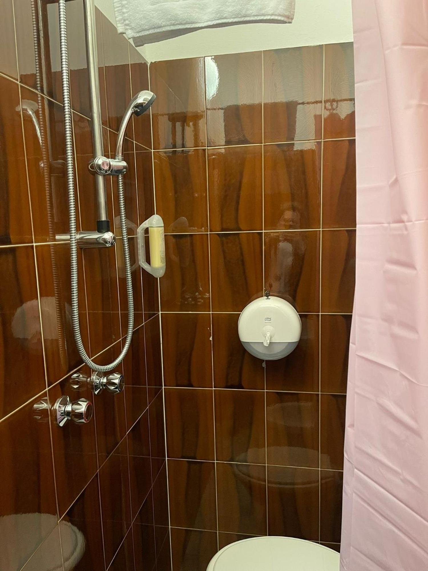 Hotel Ideal 里米尼 外观 照片