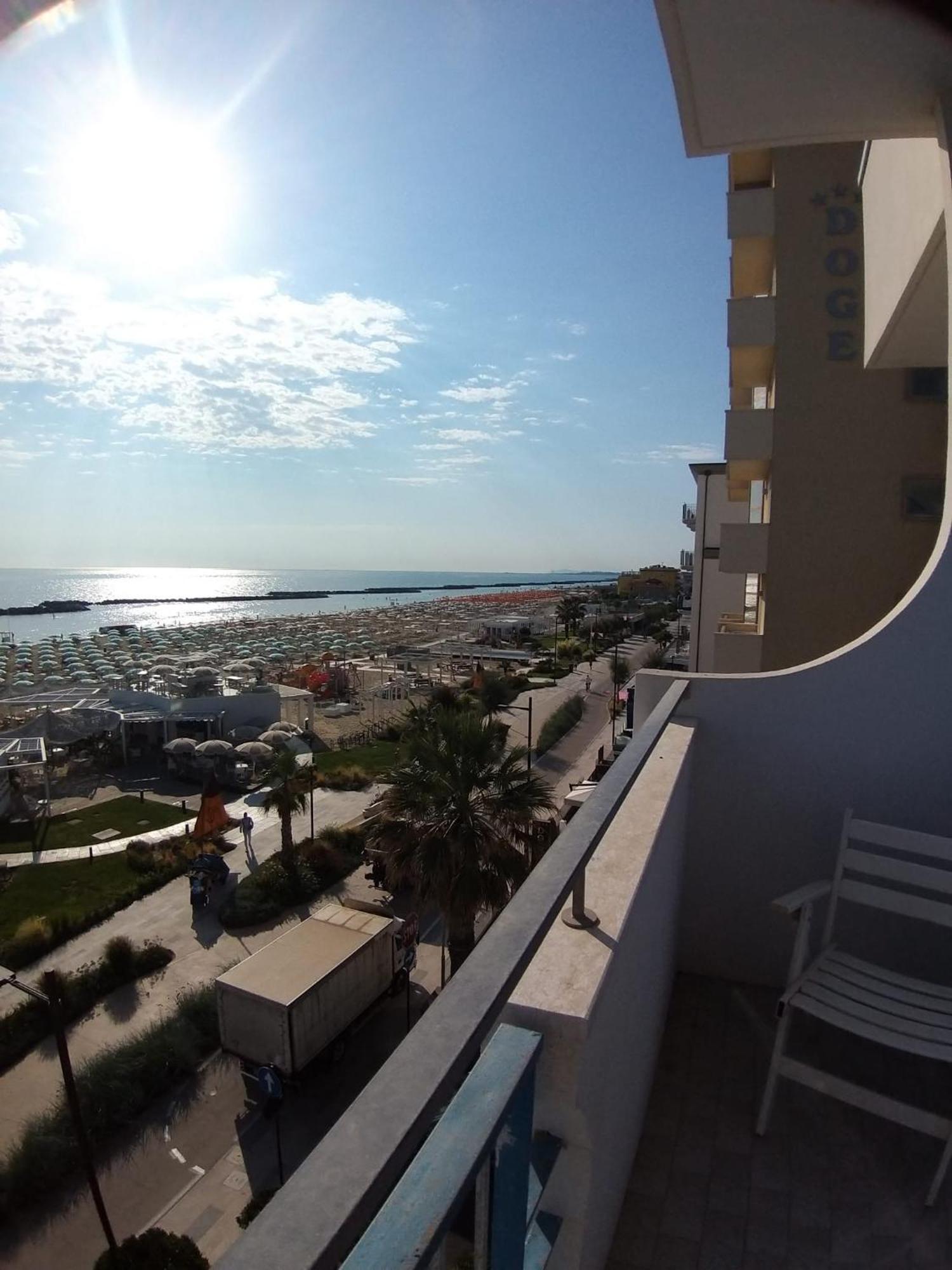 Hotel Ideal 里米尼 外观 照片