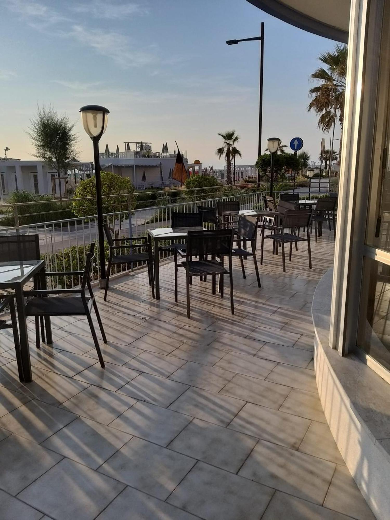 Hotel Ideal 里米尼 外观 照片